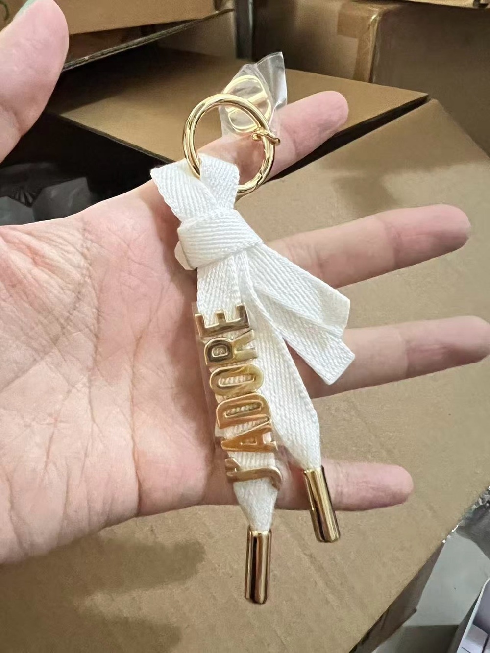 J'Adore White Ribbon Keychain with Lettering - Picture 2 of 4